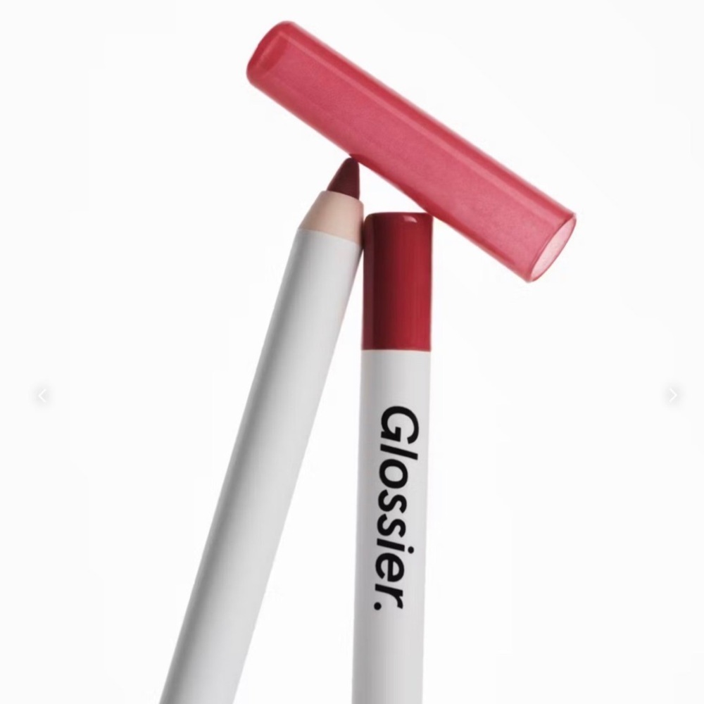 GLOSSIER Black Cherry Enhancing Lip Pencil. NIB Sold Out. 🍒
